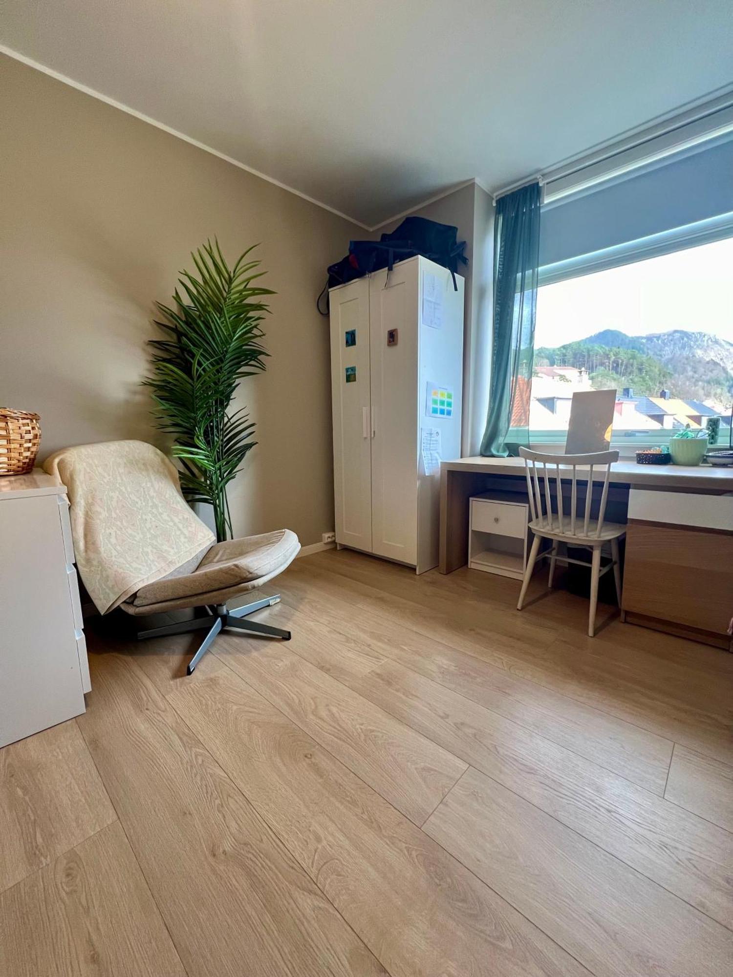 Appartement Newly Renovated With Lots Of Light!