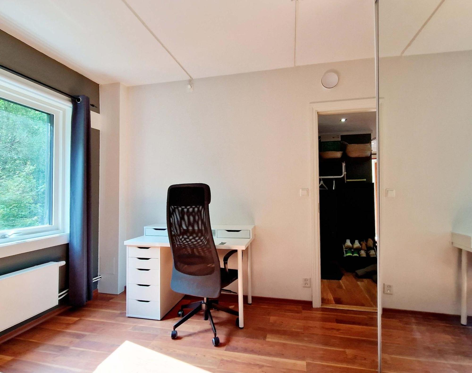 Apartment Great View - King Bed - Balcony W Roof - Sunroom *