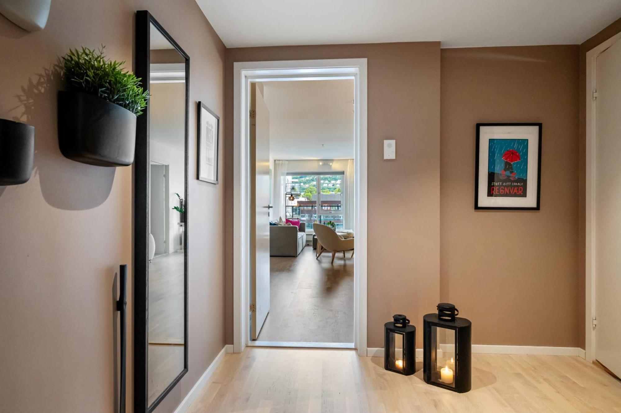 Apartment Roomsly - Flat With Private Balcony Bergen