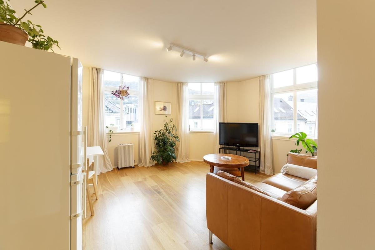 Unique Relaxed Corner Flat In Central Bergen Bergen