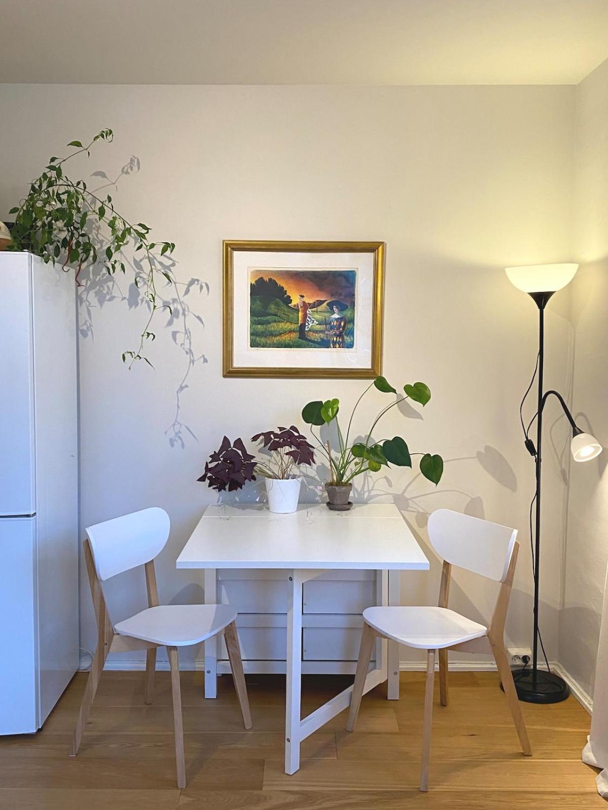 Unique Relaxed Corner Flat In Central Bergen * Bergen