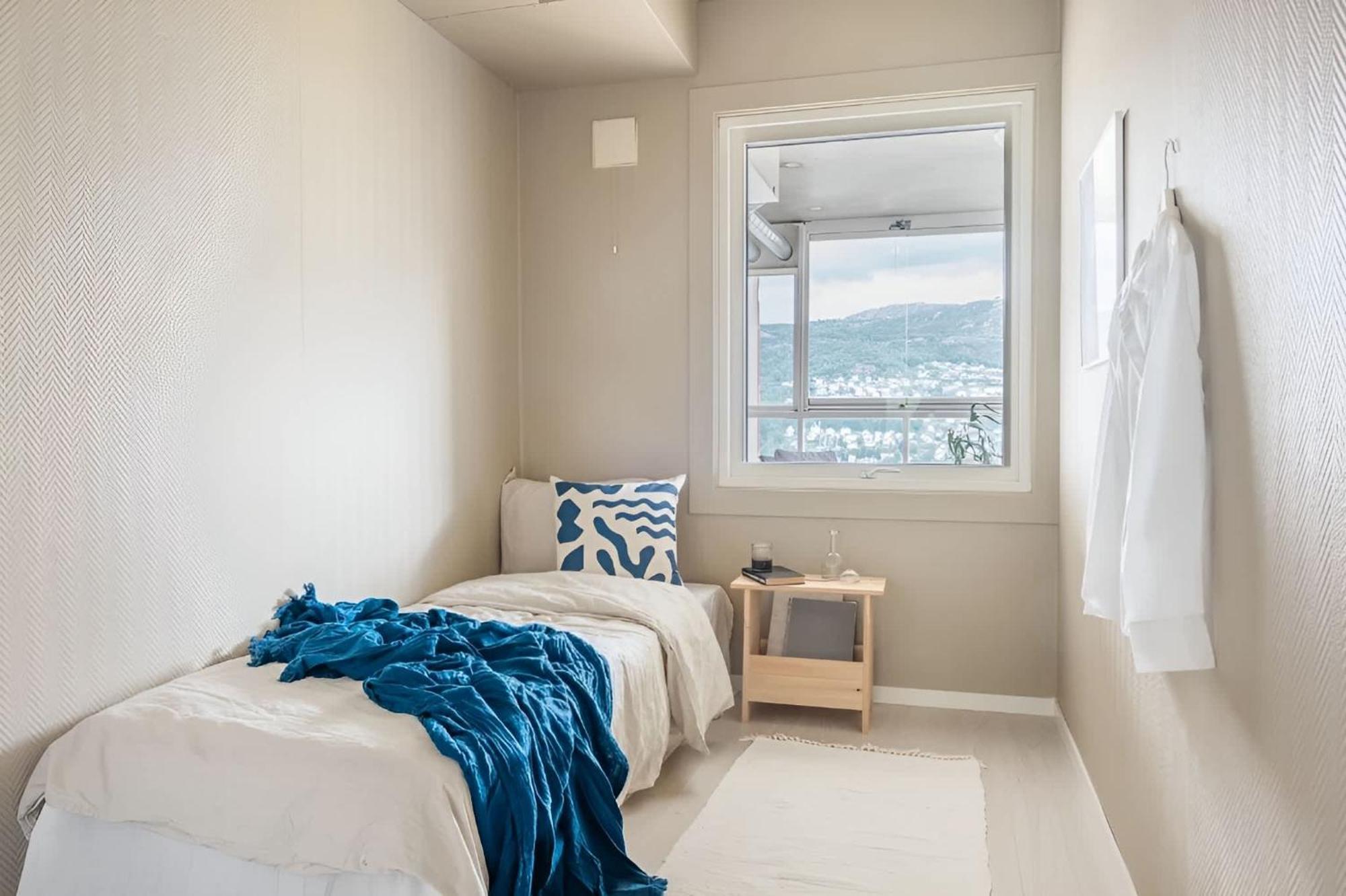 Roomsly - Panoramic View Apartment *