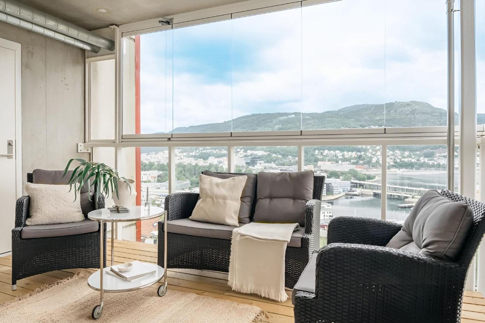 Apartment Roomsly - Panoramic View