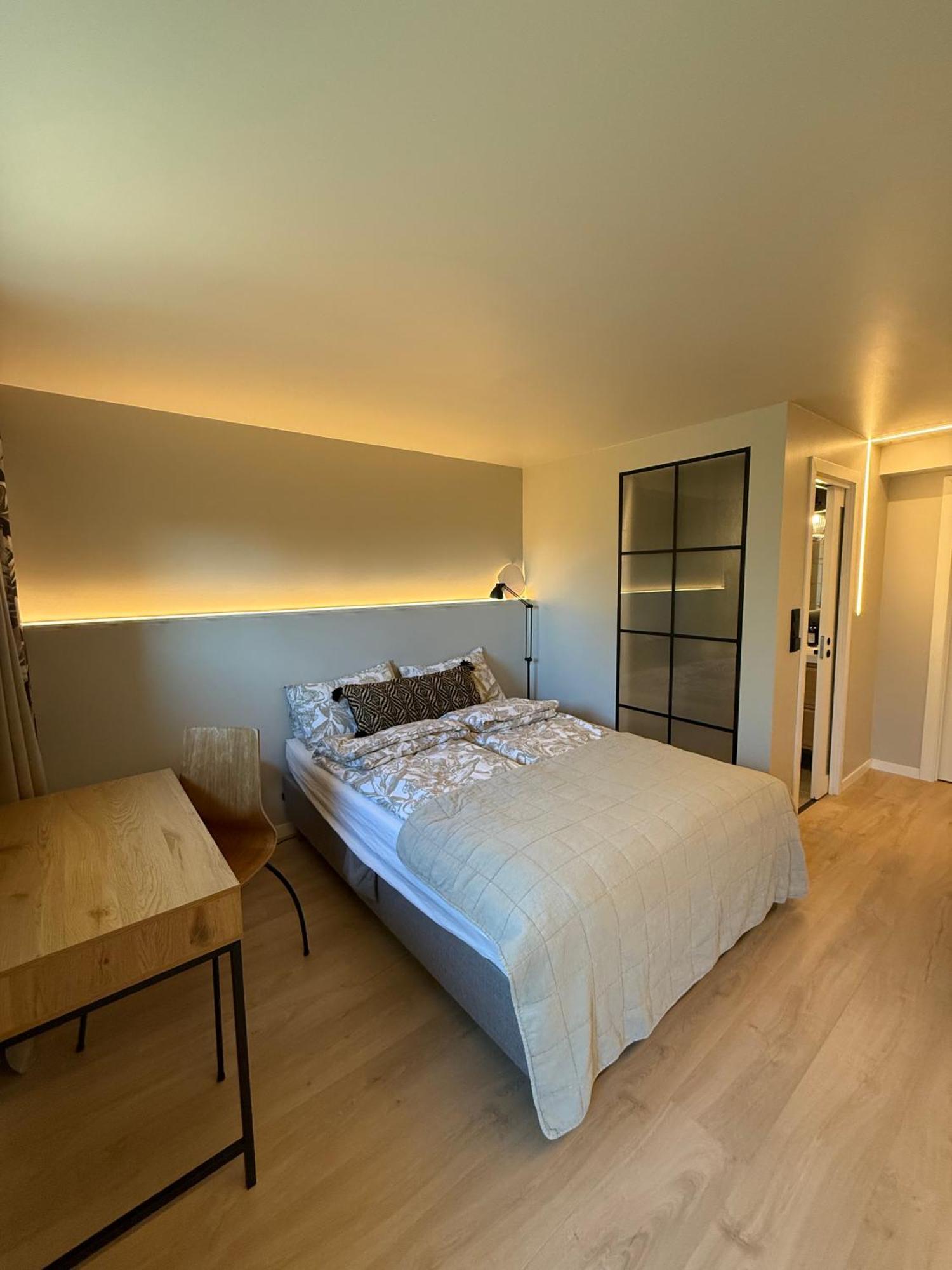 Newly Renovated Rom Fana Apartment *