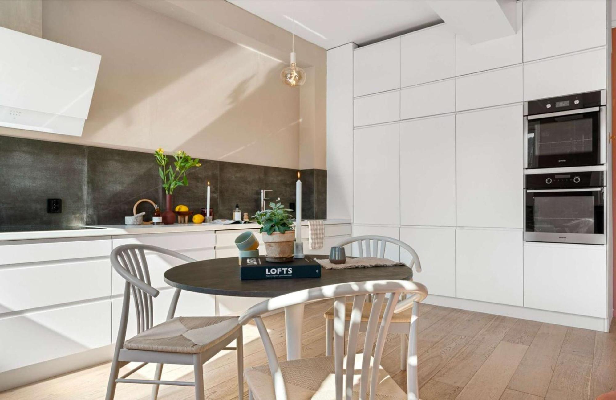 Roomsly - Bright Downtown With Rooftop Terrace Bergen