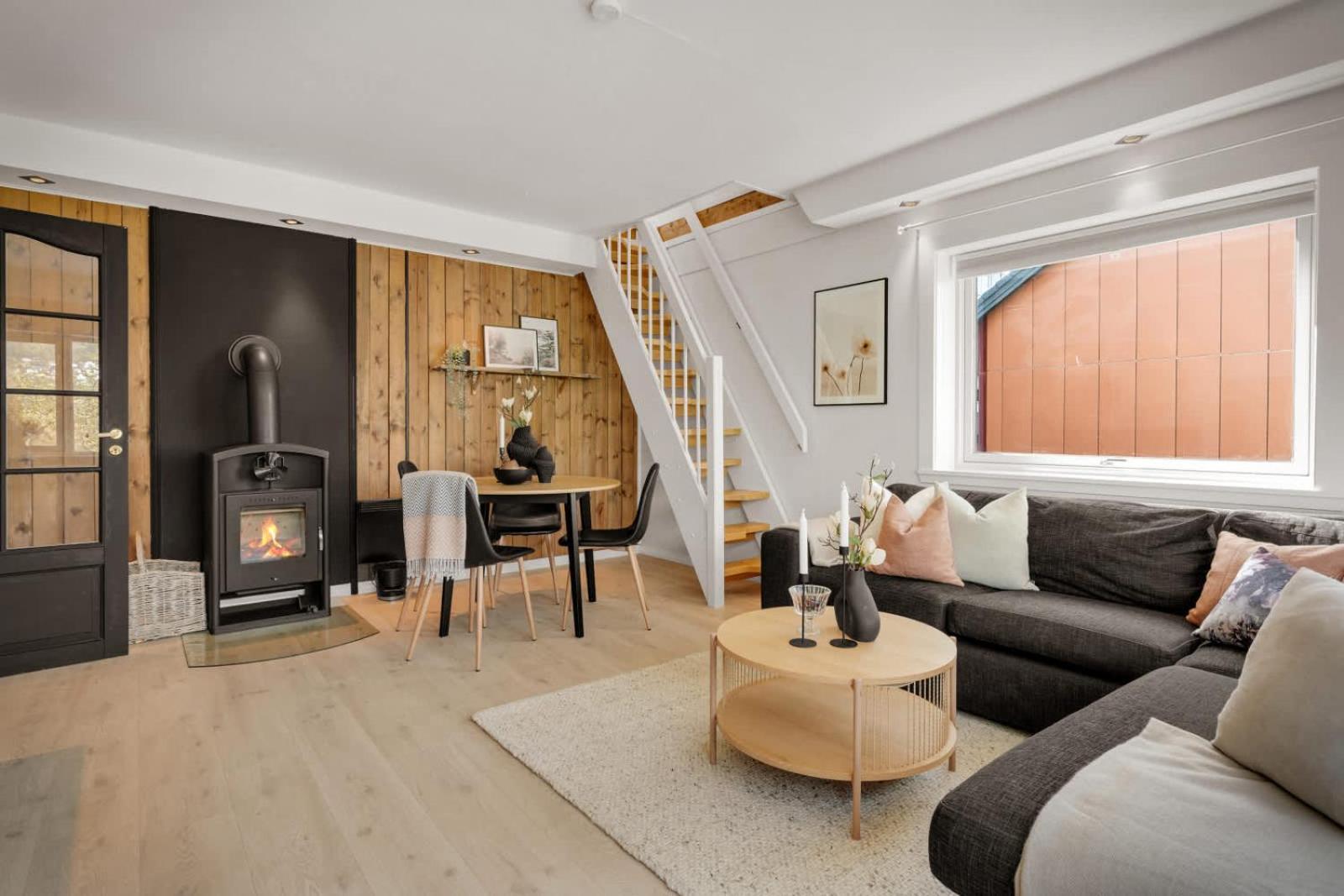 Roomsly - View & Comfort In One Spot Apartment *