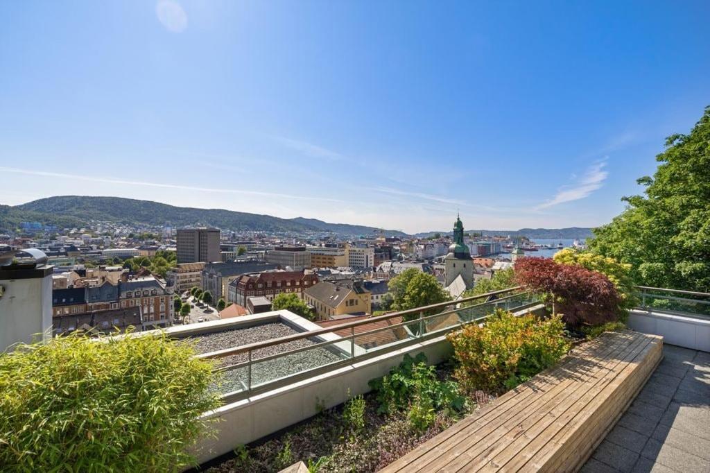 W Balcony Apartment