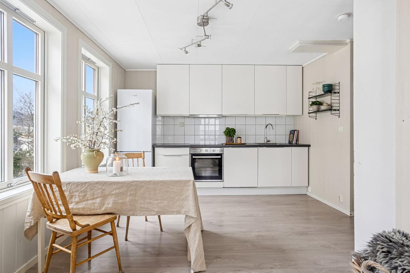 Charming Townhouse - Walk Everywhere! * Bergen