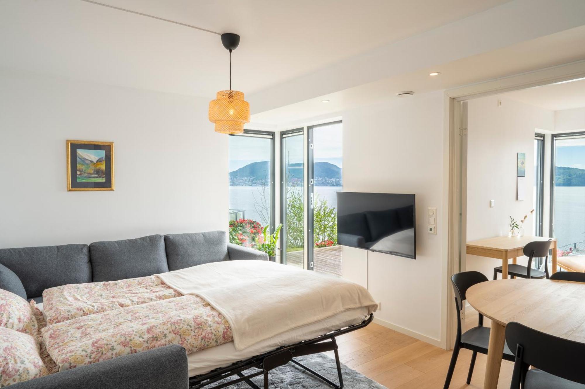 Panoramic View With Private Terrace Apartment Bergen
