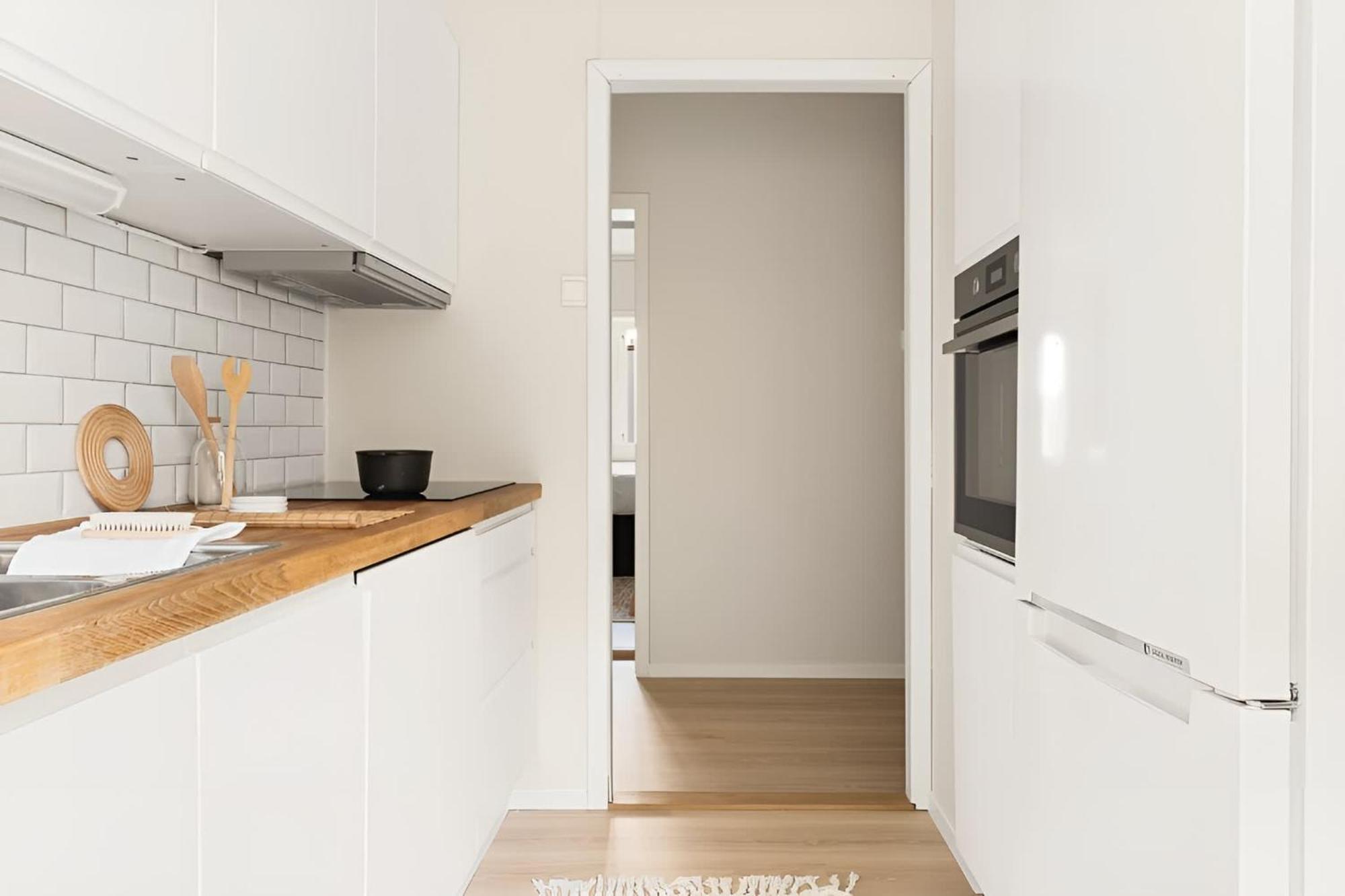 Roomsly - Modern And Bright Bergen