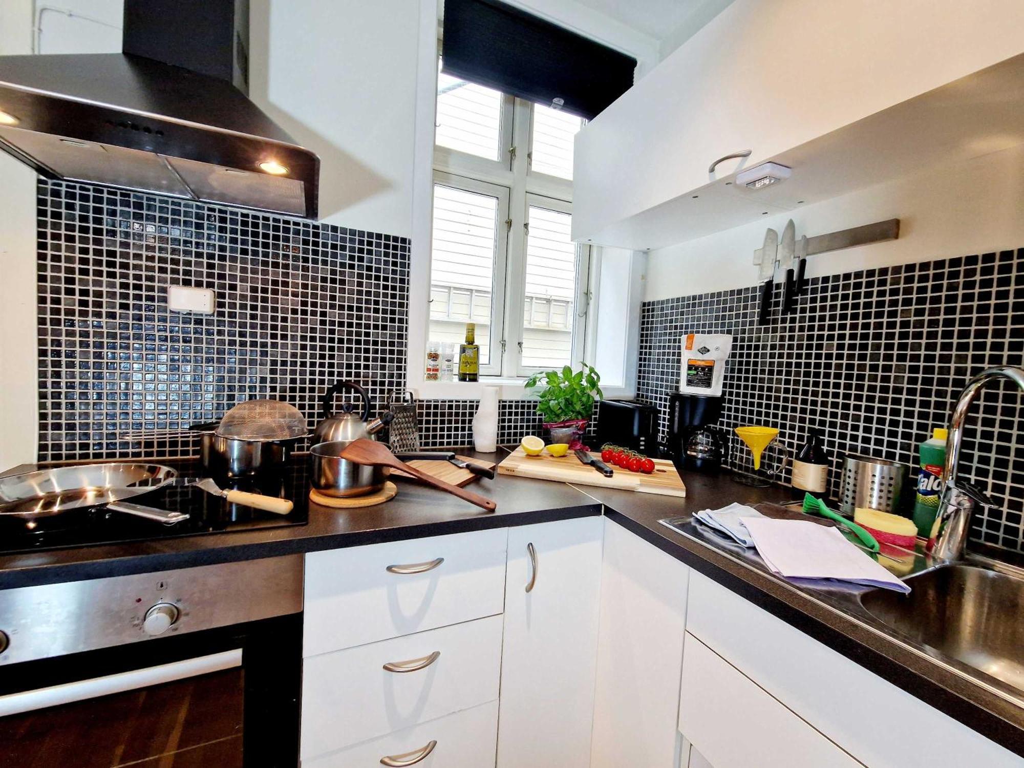 Prime Location Amazing King Bed Colorful Oasis * Bergen
