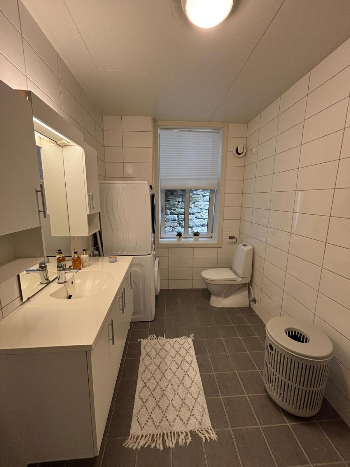 Downtown In Classic Building Apartment