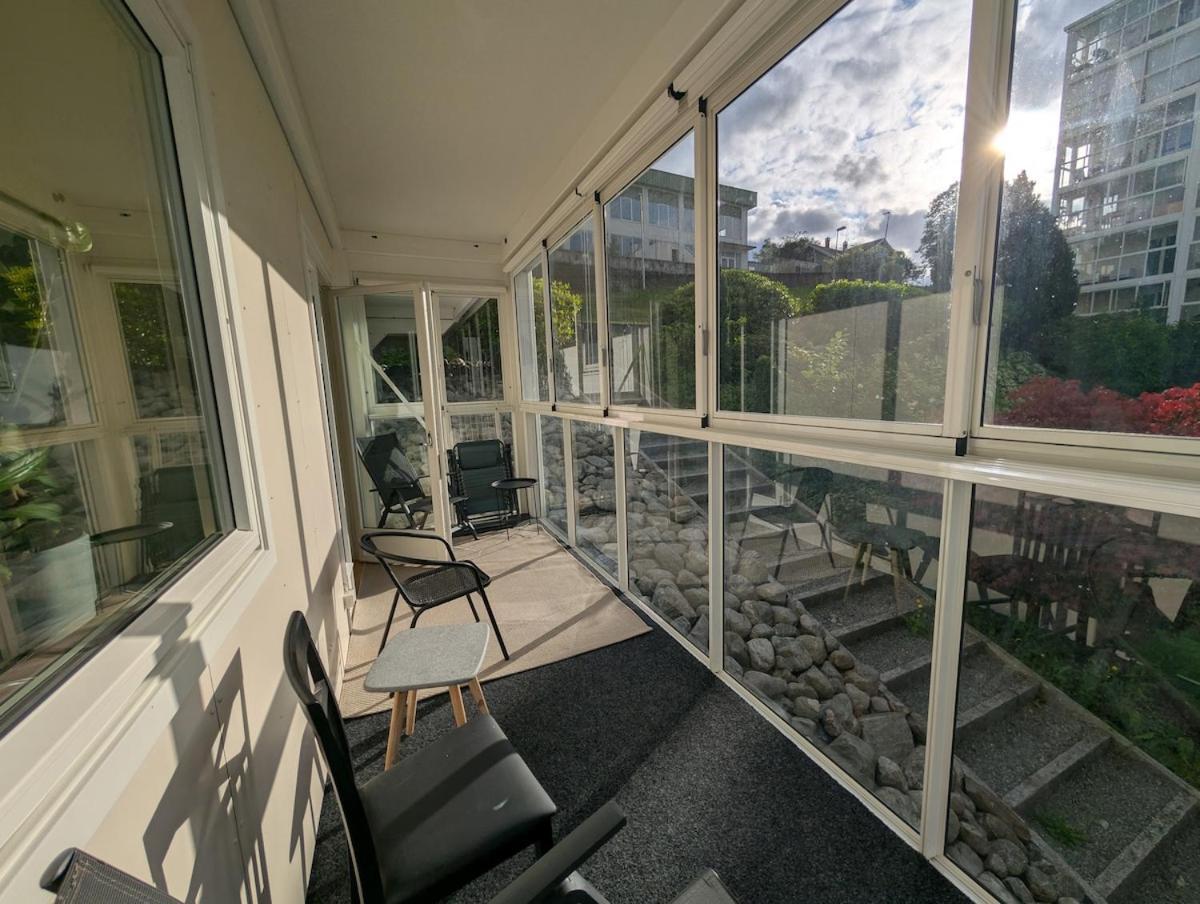 Spacious And Modern 4-room Apartment, Bergen