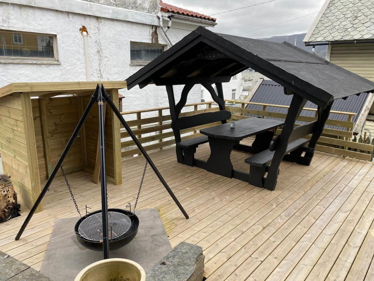 Kozy Near Center With Free Parking And Wifi Apartment *