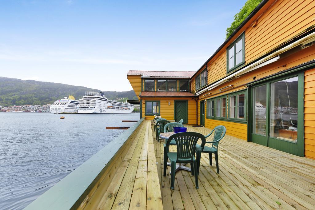 Apartment Sea Side
