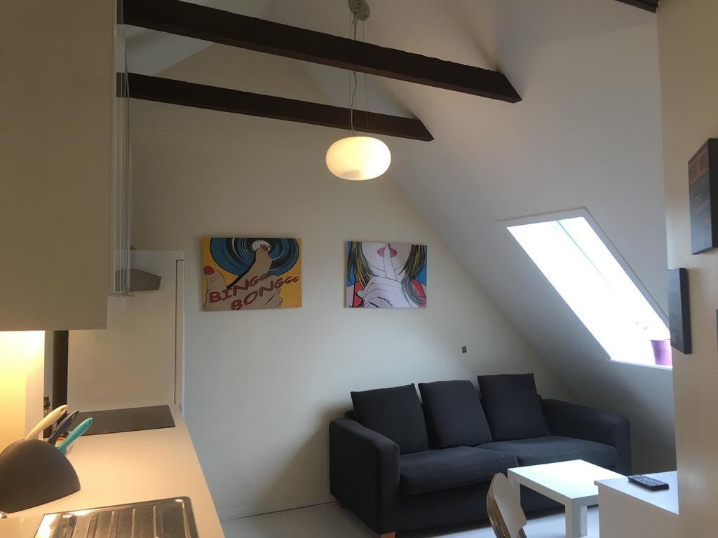 Urban Marken Hostel *