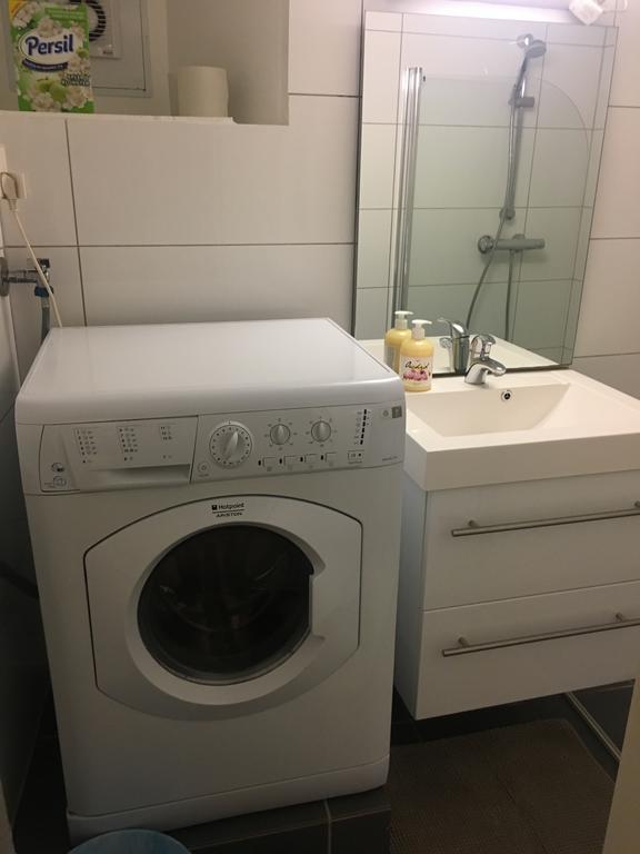 Urban Marken Hostel *
