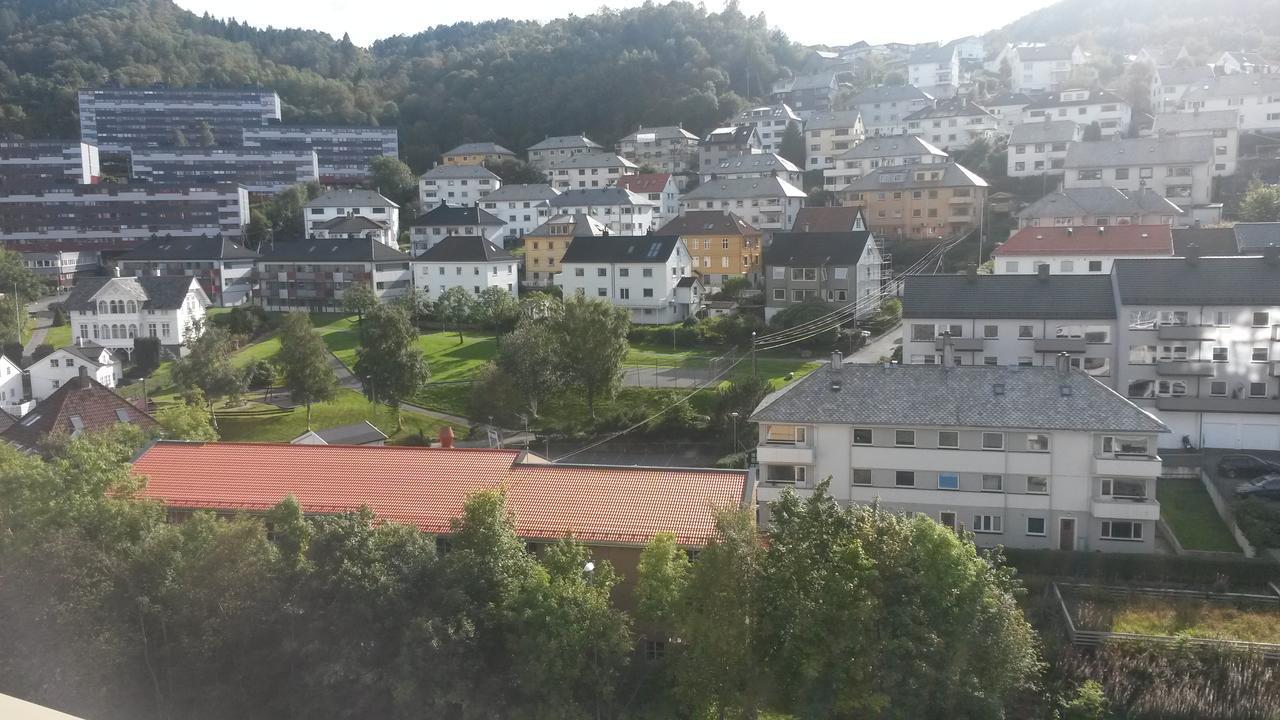 Touristic Choice Near Center Apartment