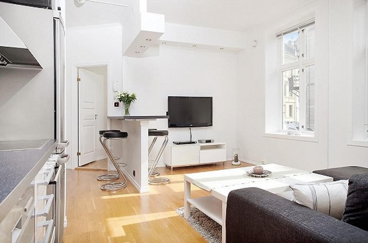 Modern In Centre Apartment