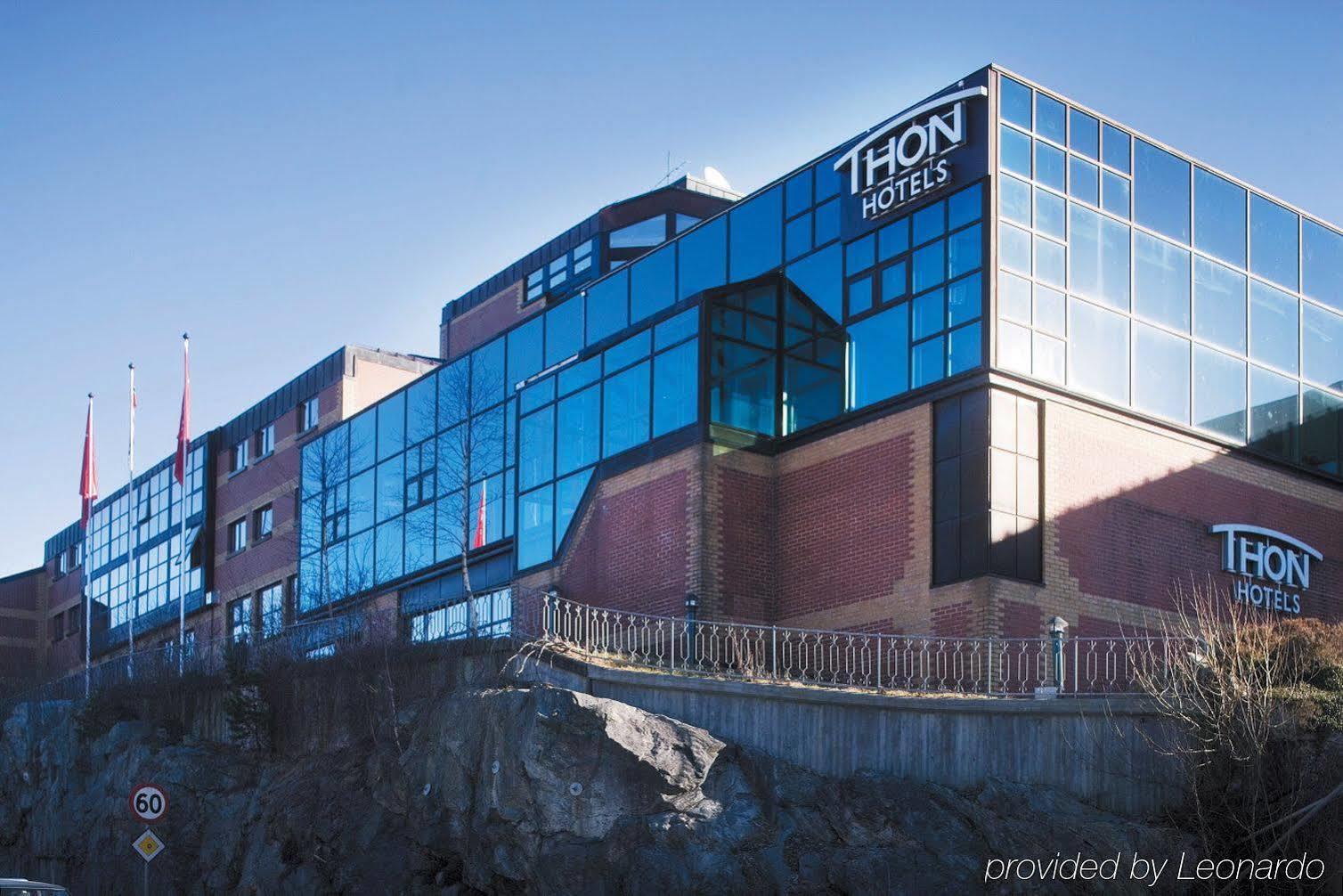 Hotel Thon Airport 4*