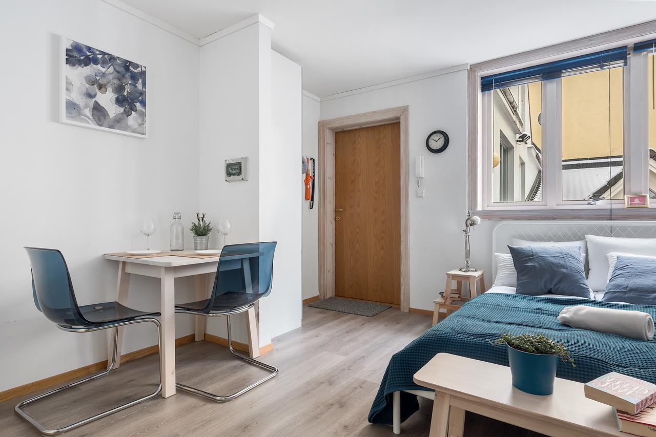 Apartment Sg *