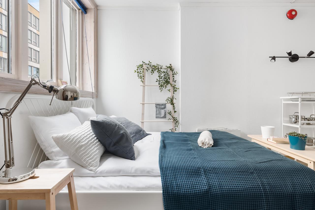Apartment Sg *
