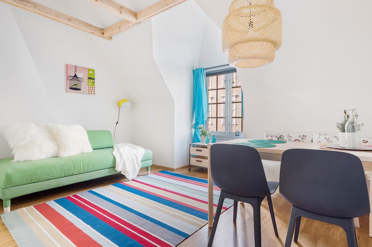 Apartment Sg *