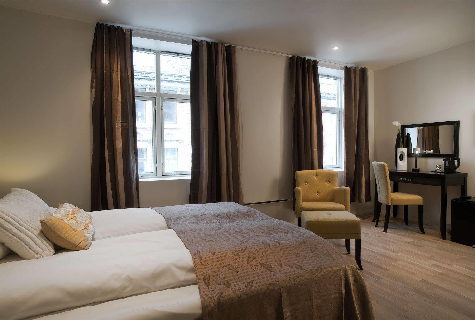 Basic Hotel 2*