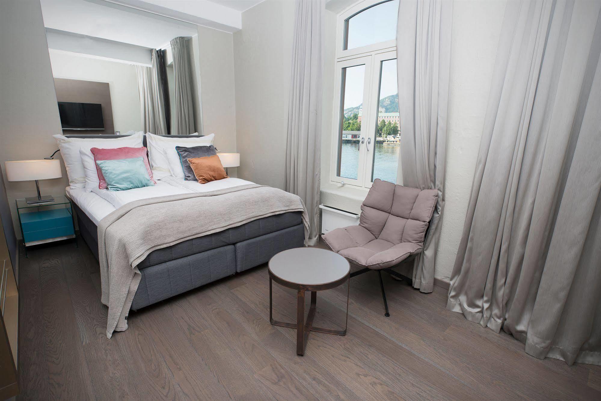 Hotel Clarion Admiral 4*