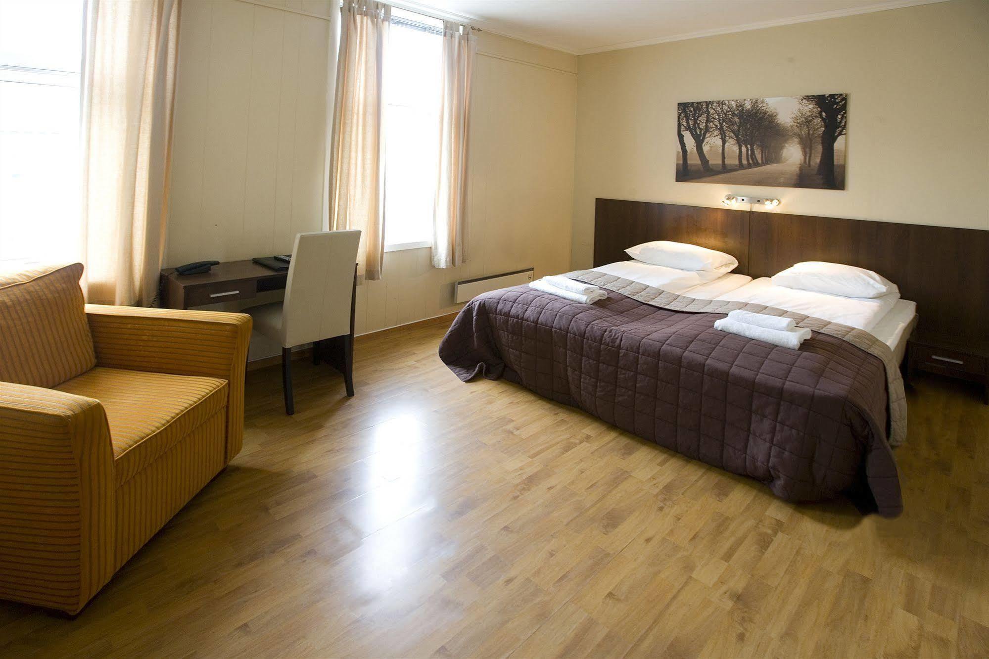 P-hotels