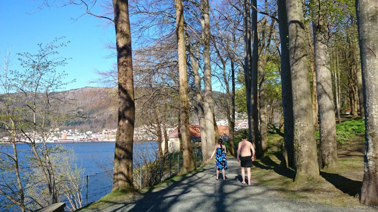 Strandgaten 207 *