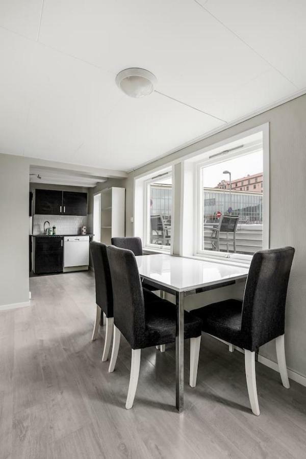Amazing, House With Big Private Balcony