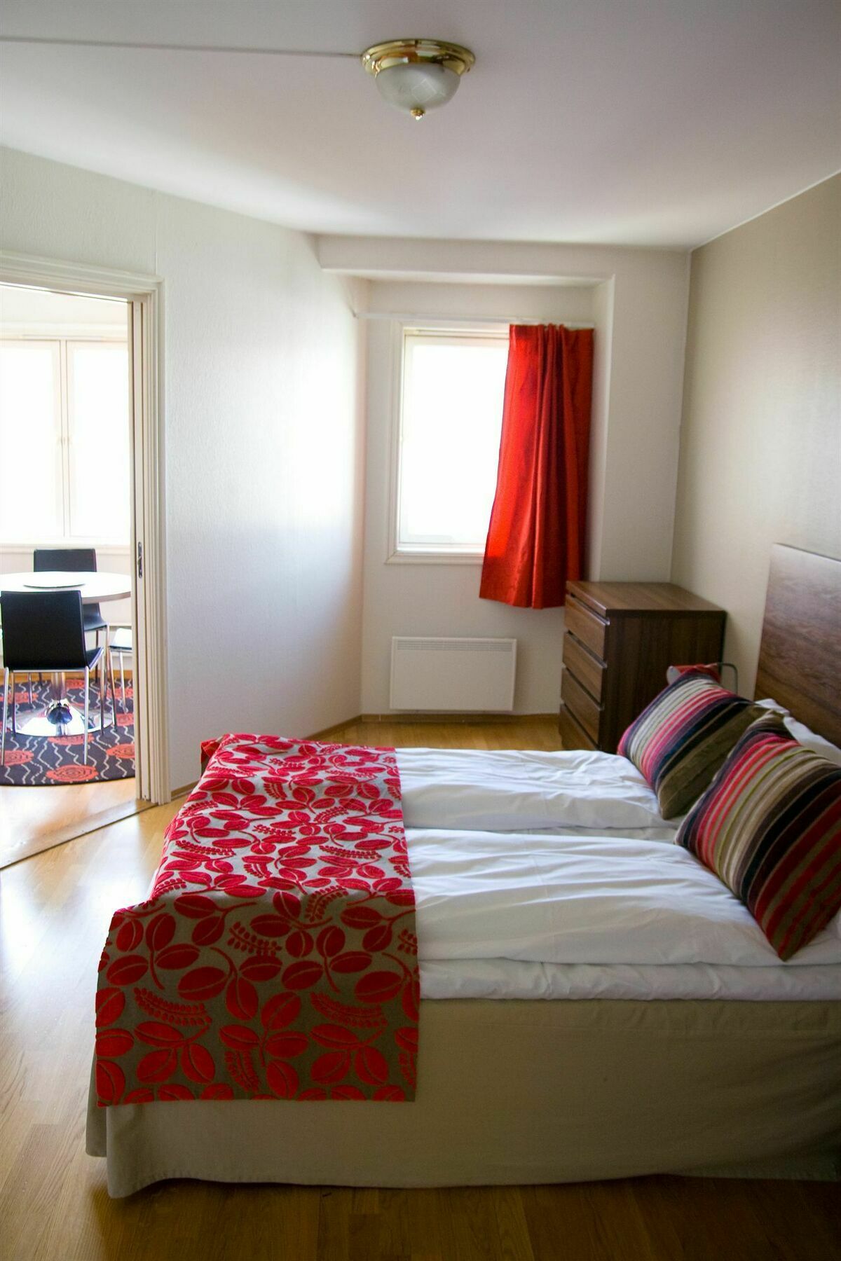 Ole Bull, Western Signature Collection Aparthotel 4*