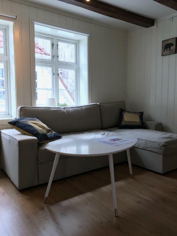 The White House Apartment