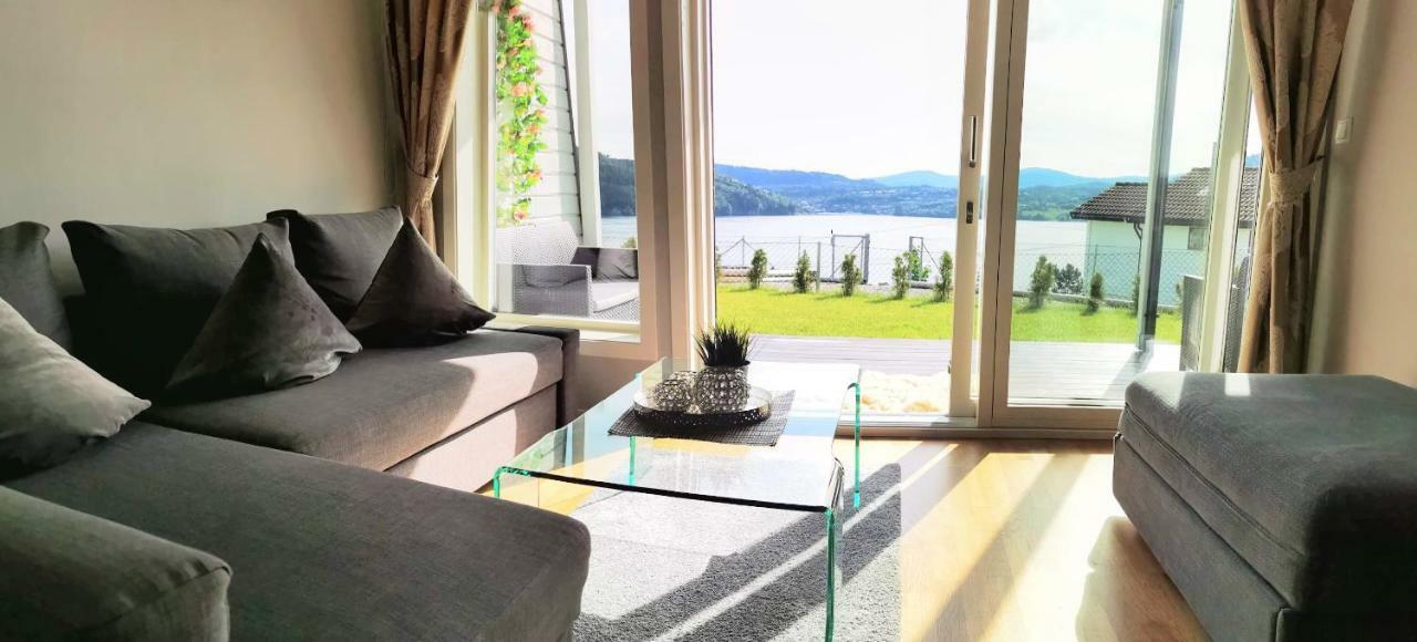 Bjornestrand Fjordside View Apartment