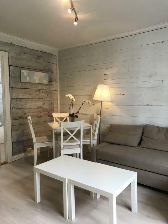 Central, Yet Quiet And Cozy! Apartment *