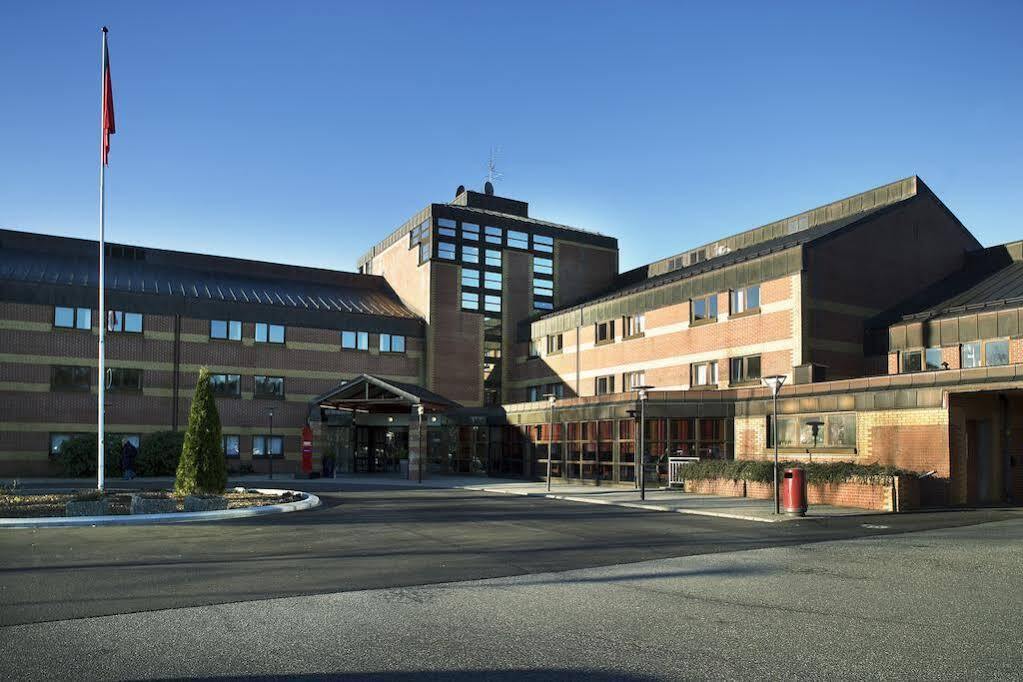 Hotel Thon Airport