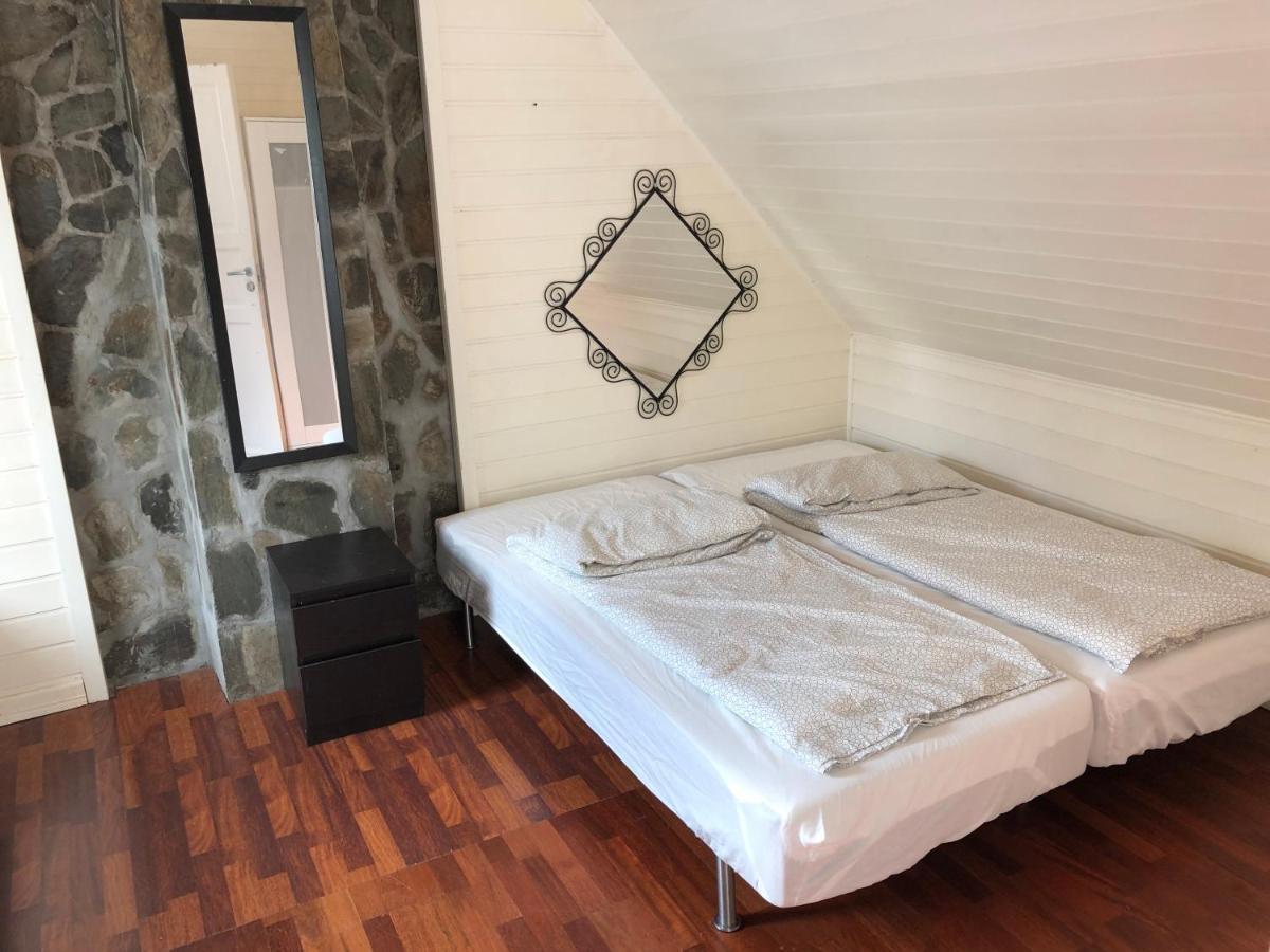 Gjestgiverier Goohouse 8 *