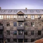 Stay L Luxurious Hideaway In Centrum