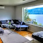 Bergen Sunrise Terrace Apartment
