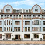 Breeze Hotel Victoria