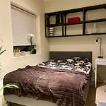 Private Room With A View And Garden - 12 Min From The City Center