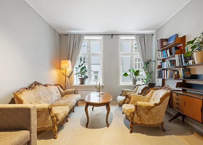 Spacious & Cozy Hideaway With Central Location