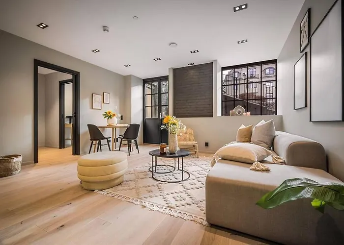 Stay L Luxurious Hideaway In Centrum