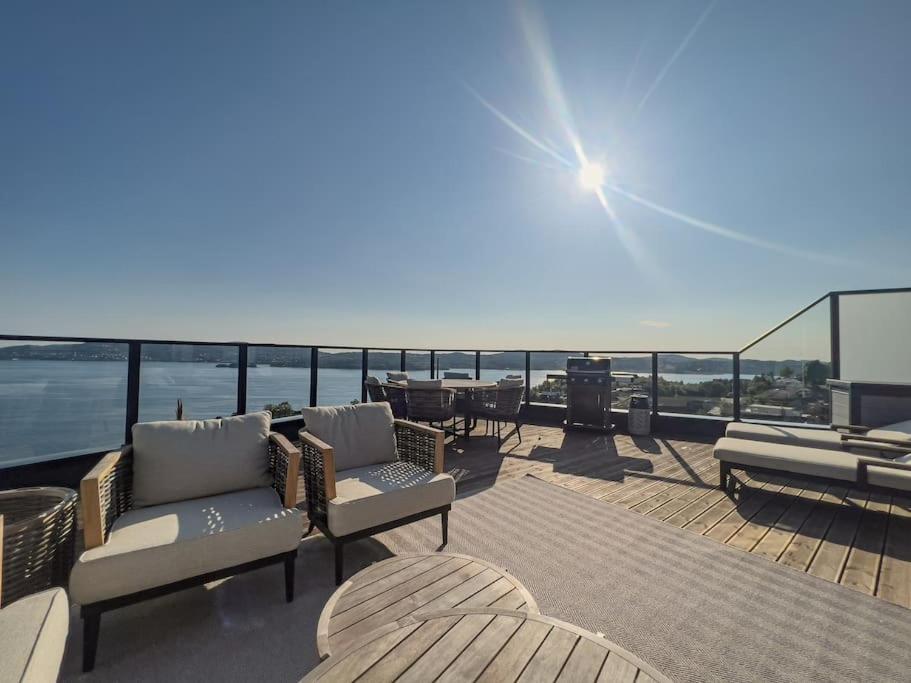 Sjoutsikt, Jacuzzi Og Solfylt Bergen