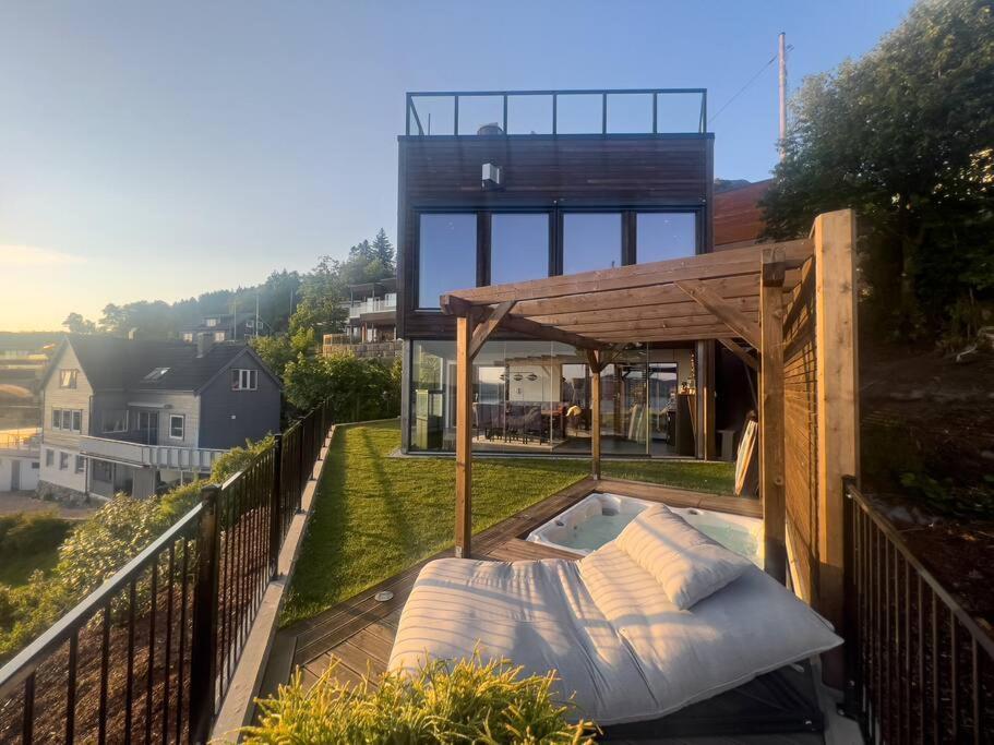 Sjoutsikt, Jacuzzi Og Solfylt * Bergen
