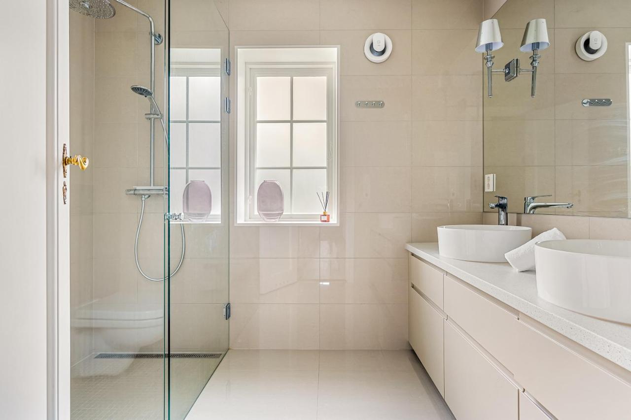 Villa Dinbnb Homes I Luxury With Hot Tub & Views Bergen
