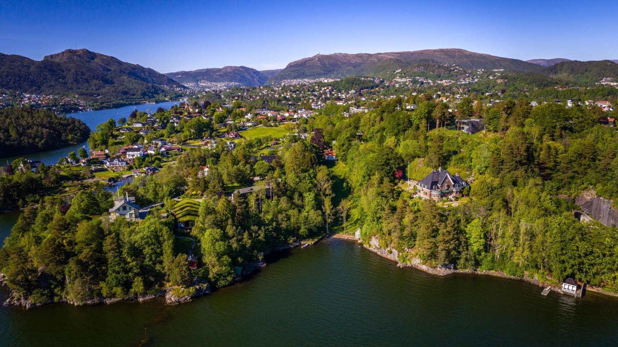 Unique Victorian With Private Coastline *