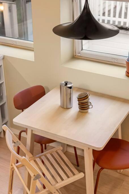 Leilighet Fresh Apartment, A Short Walk From Bryggen *