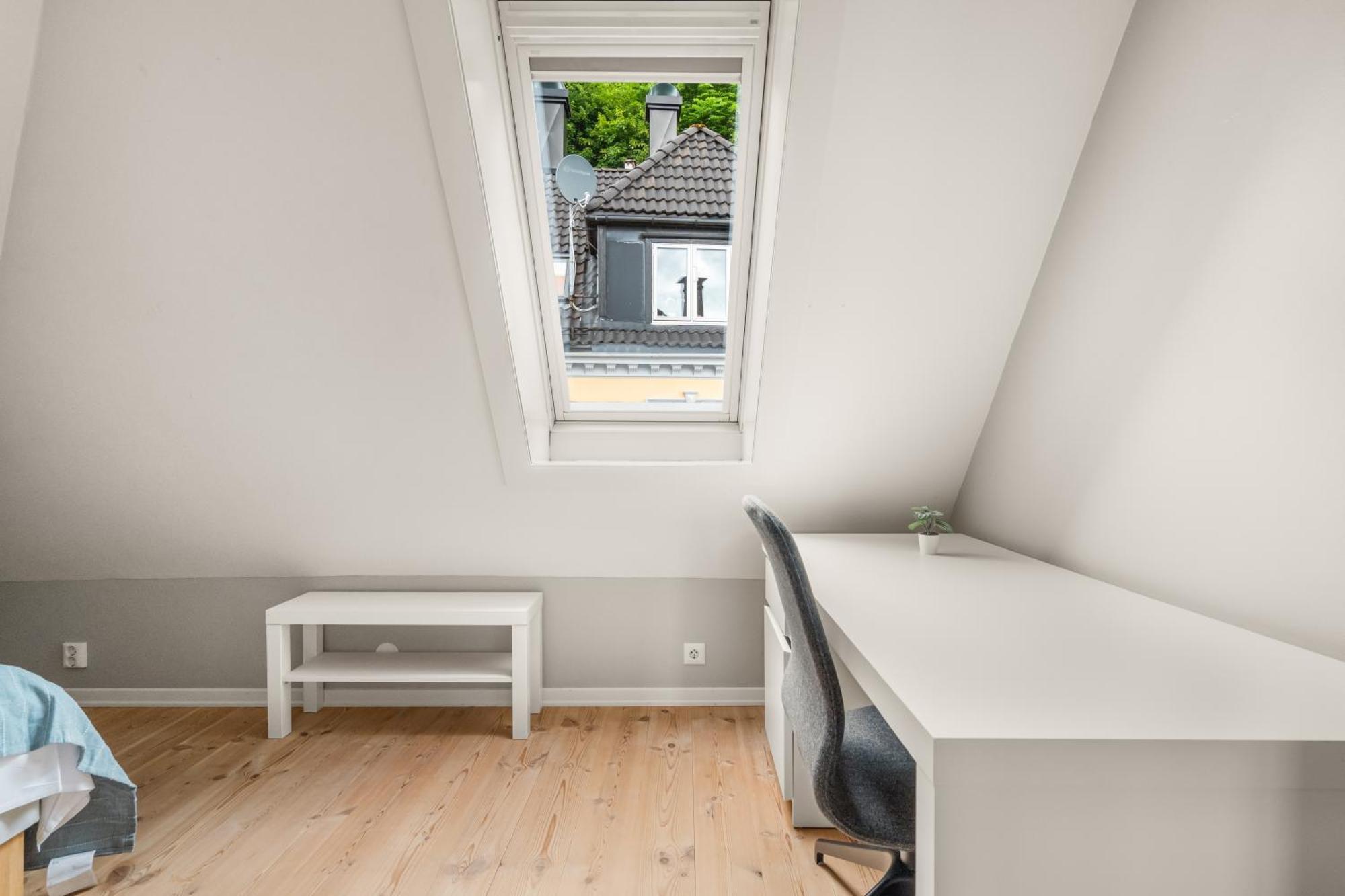 Charming With Stunning Views!